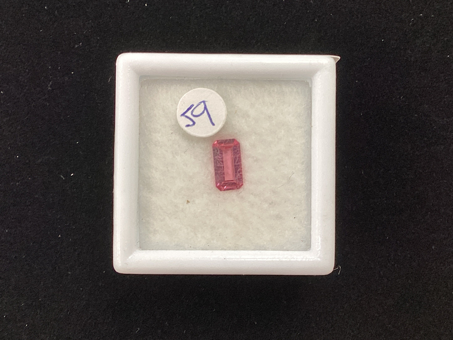 MRJ5278 Long Octagon Pink Tourmaline 6.4 x 3.5mm 0.34ct