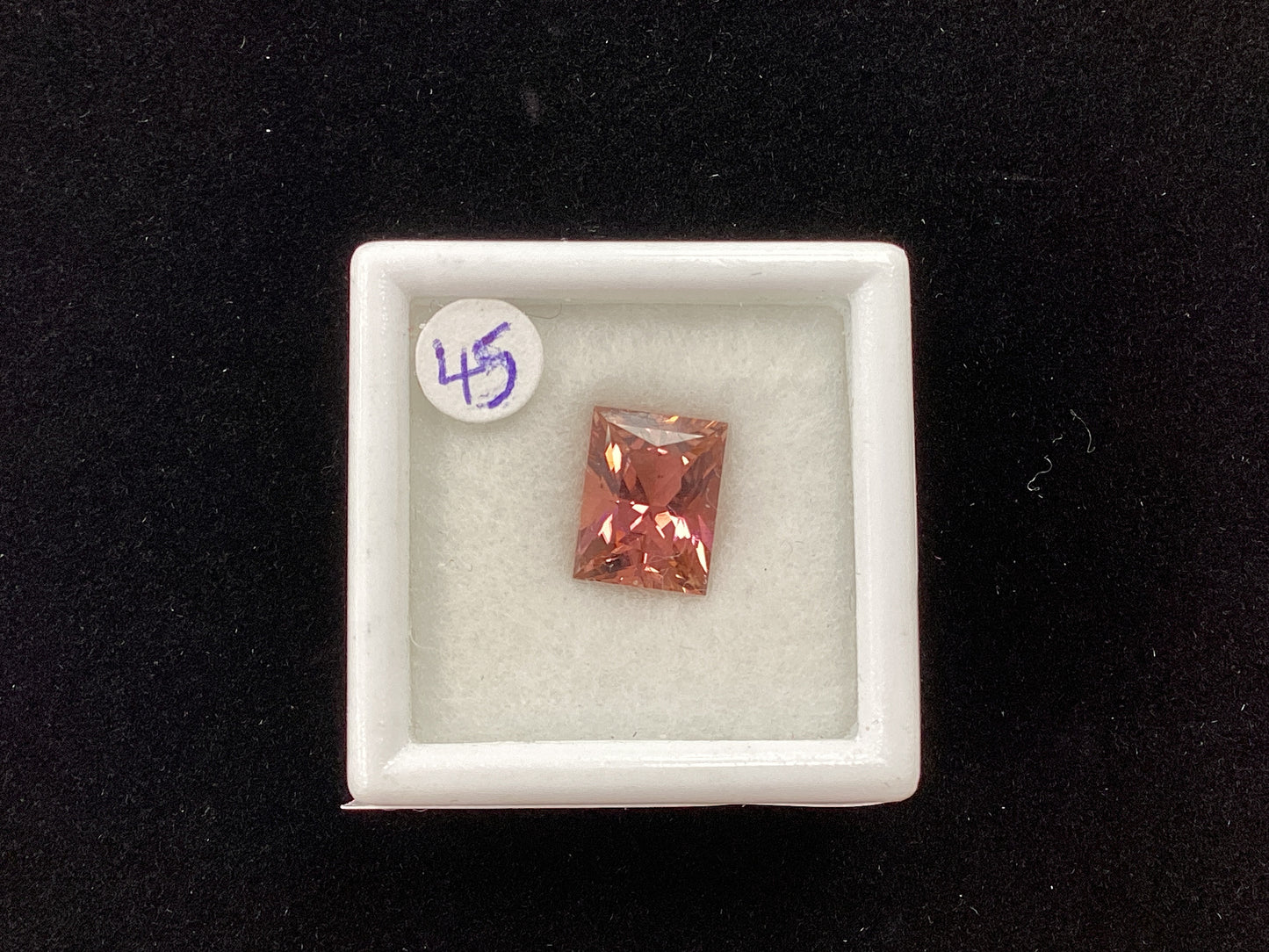 MRJ5264 Octagon Pink Tourmaline 8.5 x 6.6mm 2.02ct