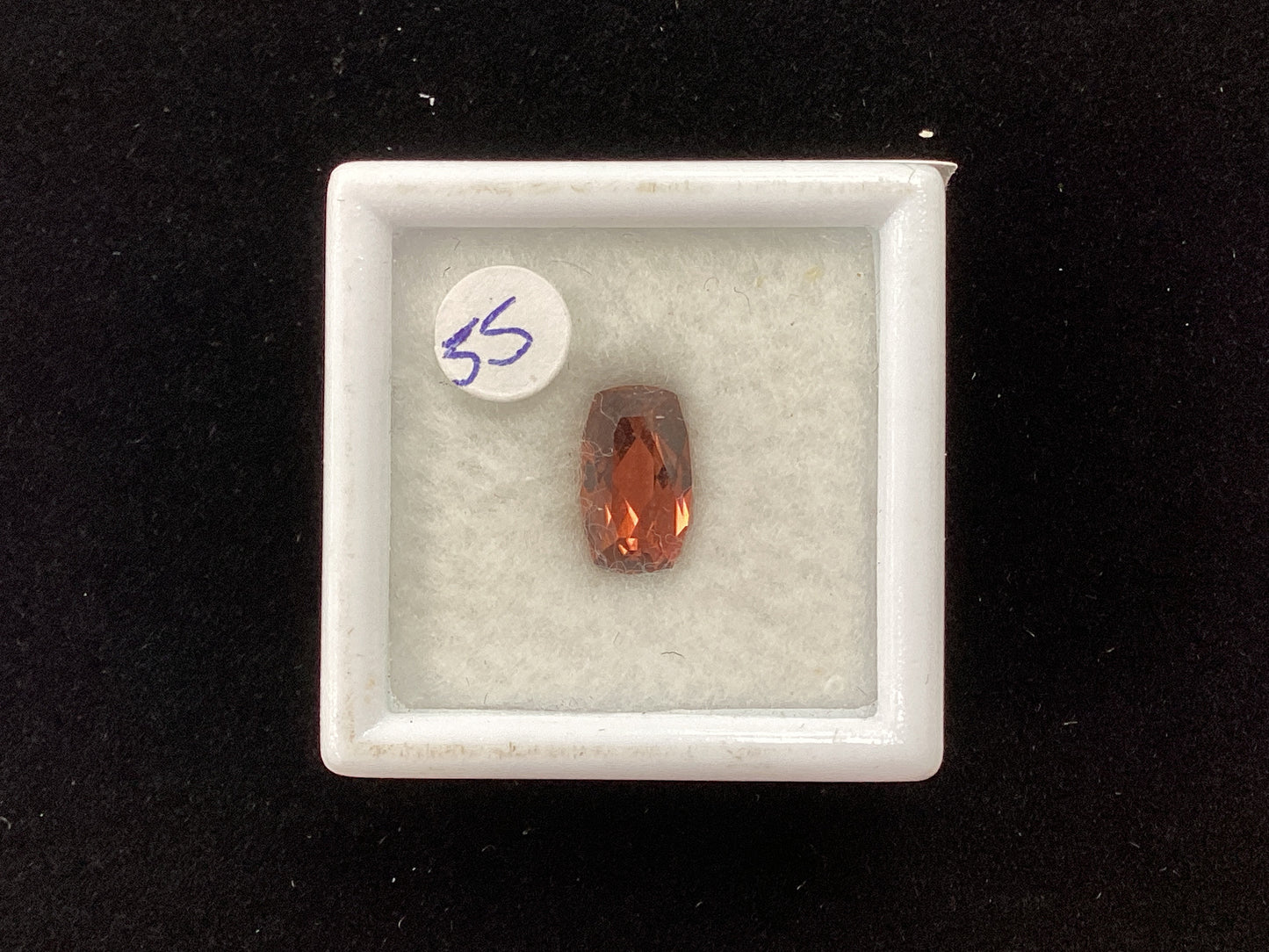 MRJ5274 Long Cushion Pink Tourmaline 8.4 x 5mm 1.18ct