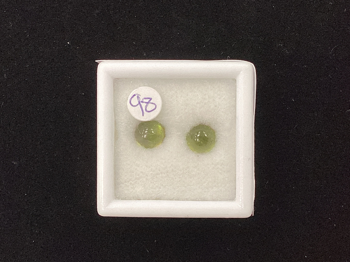 MRJ5317 Cabachon Green Tourmaline 5mm 1.82ct