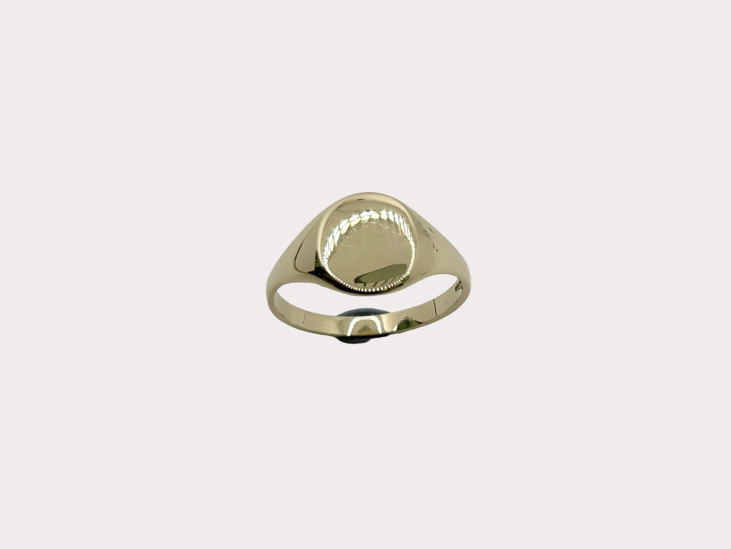 9ct Gold Round Signet 3.7g