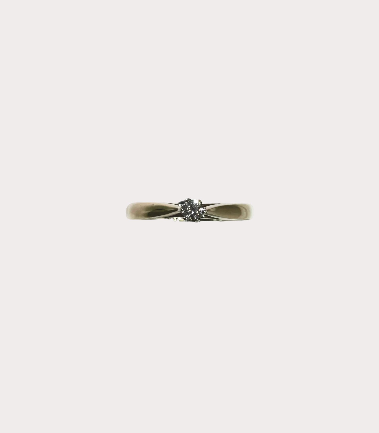 9ct Diamond Ring