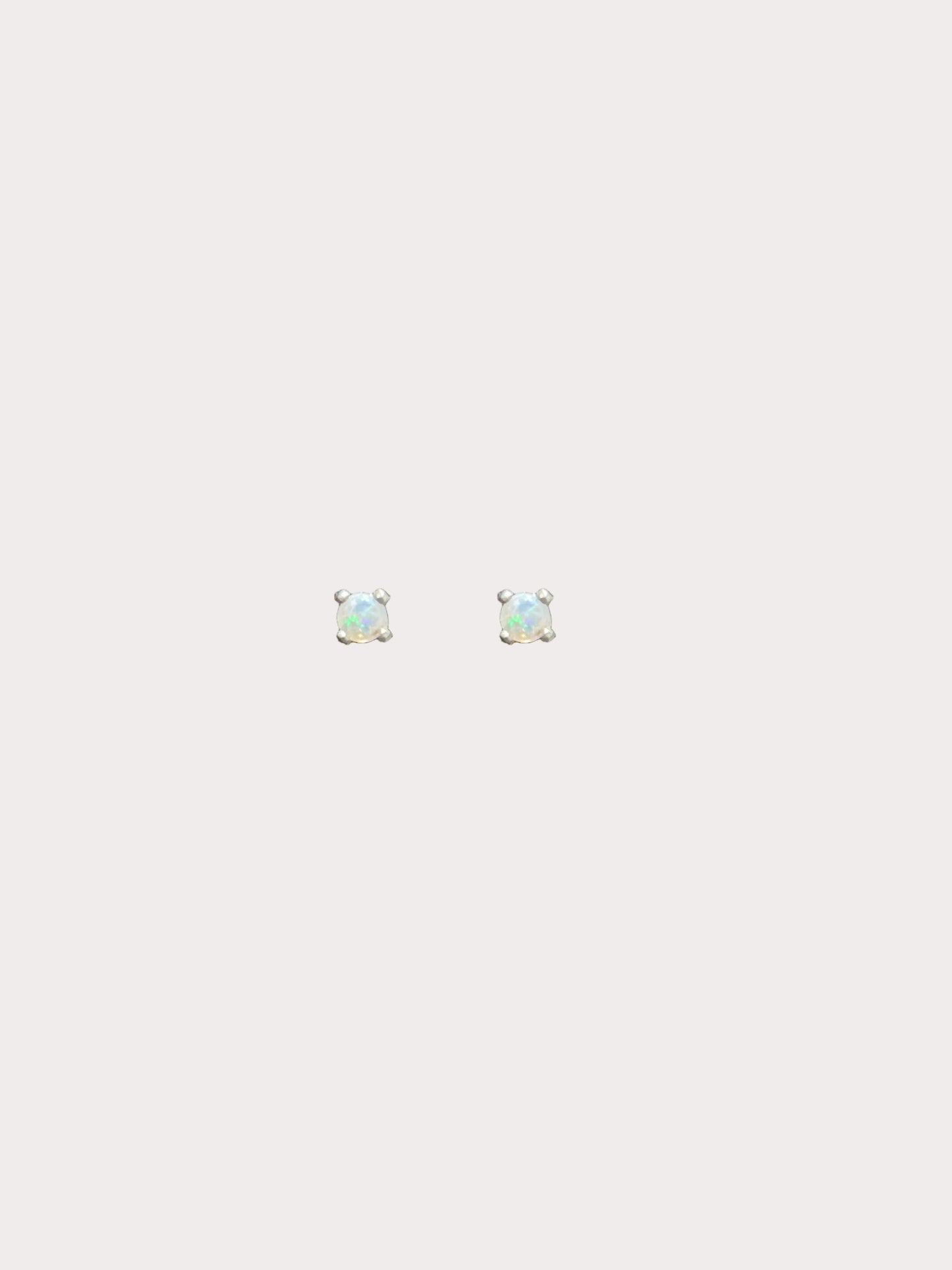 9ct White Gold Studs