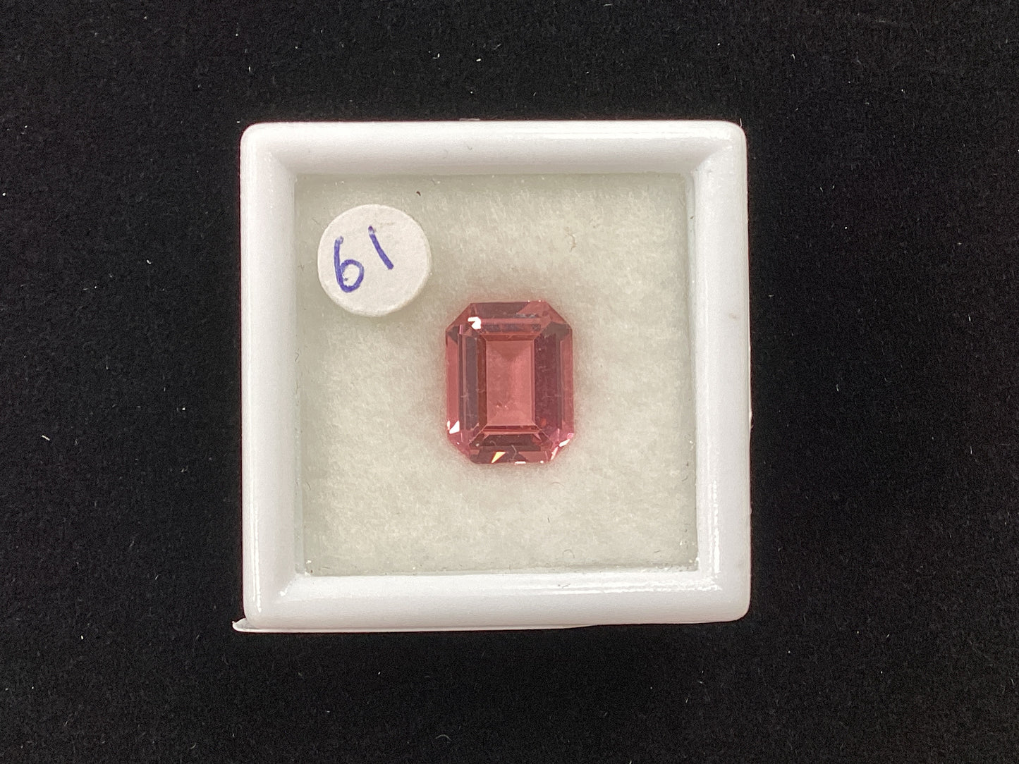 MRJ5280 Octagon Pink Tourmaline 8.8 x 6.9mm 2.04ct