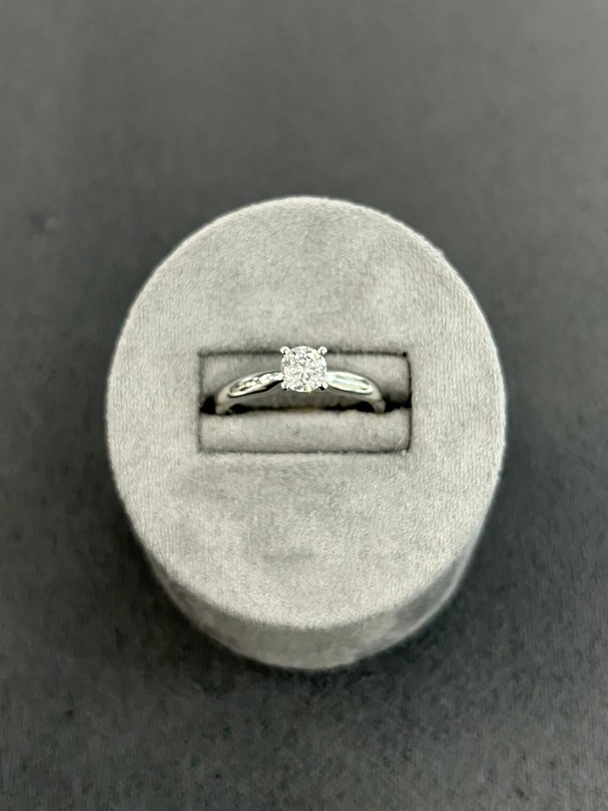 Platinum Diamond Solitaire GIA 0.50 G VS2