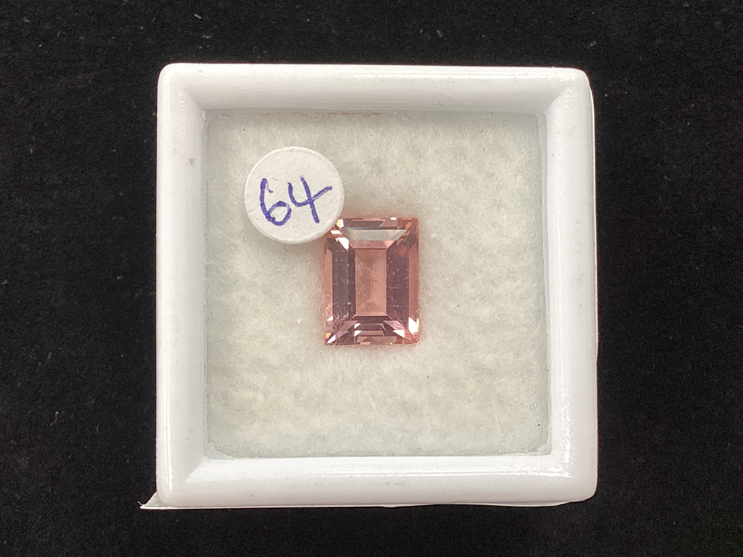 MRJ5283 Octagon Pink Tourmaline 8.1 x 6.0mm 1.44ct