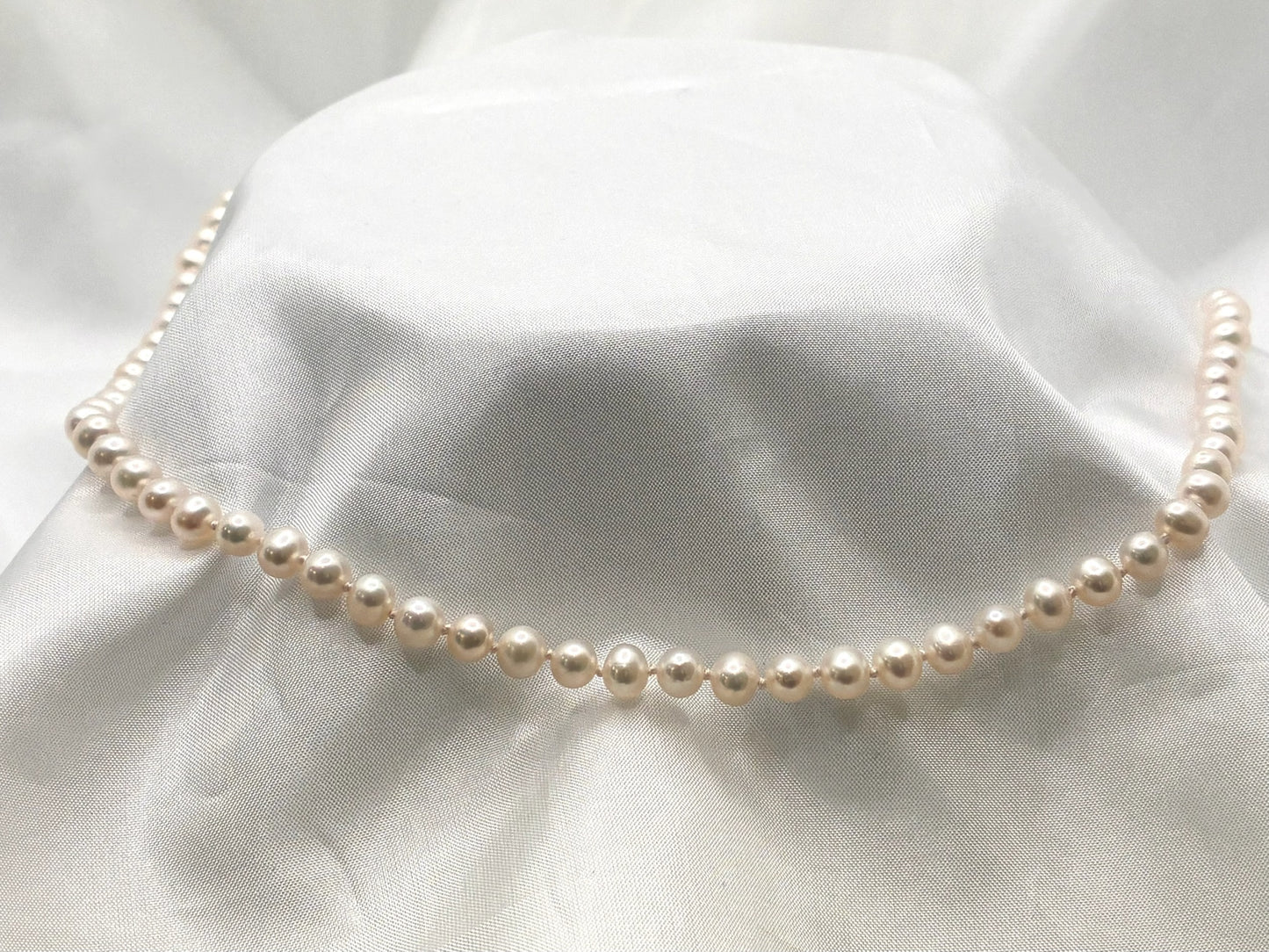 9ct 4.5mm Freshwater Pearl Necklace