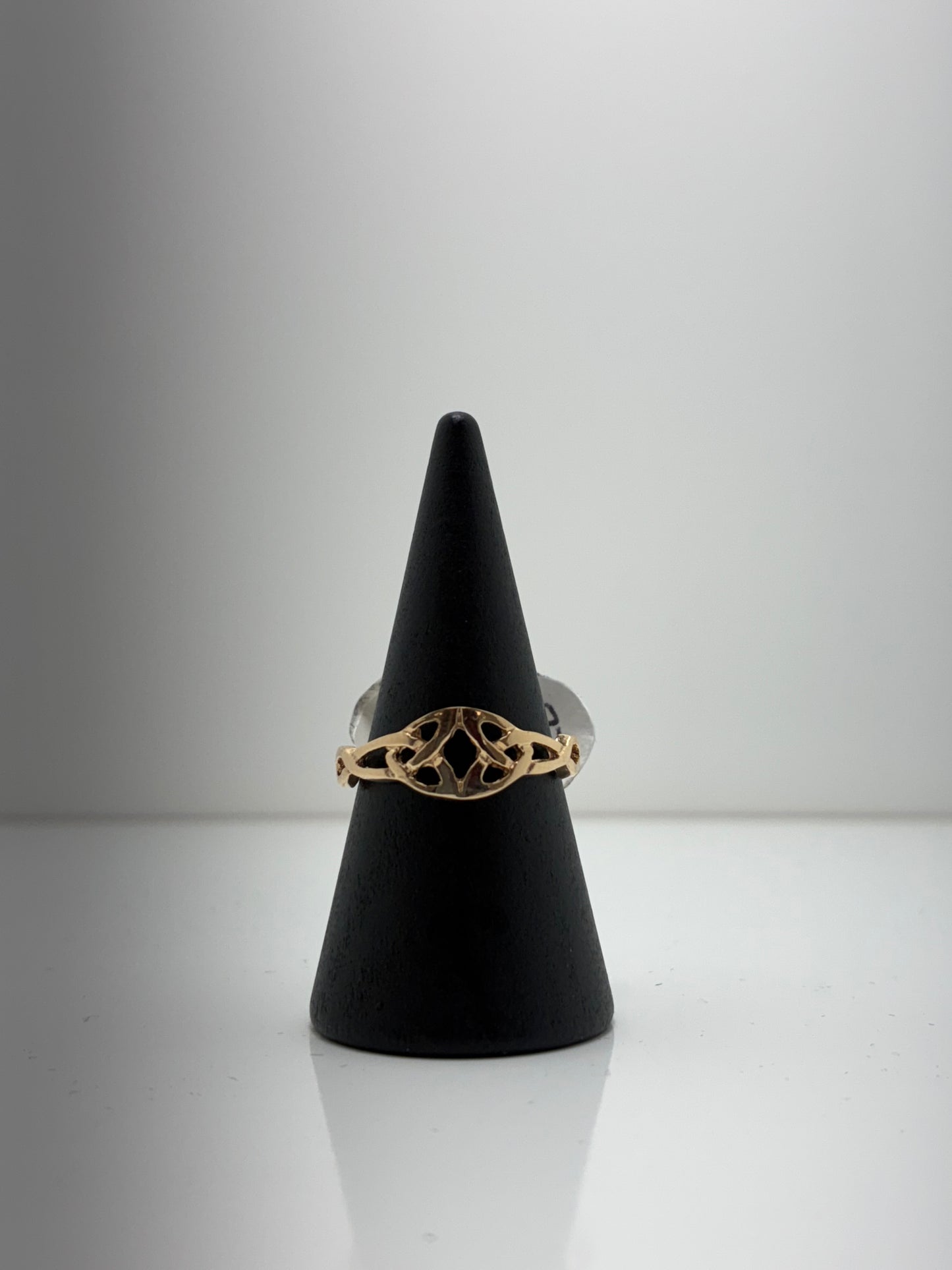 9ct Yellow Gold IS4 Celtic Ring
