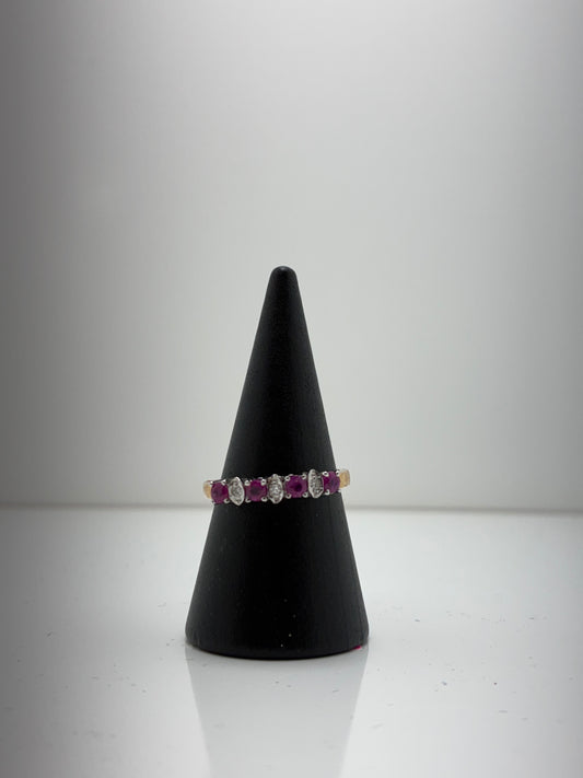 9ct Ruby And Diamond Ring 25