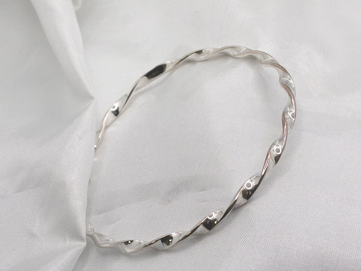 Sterling Silver Twist Bangle