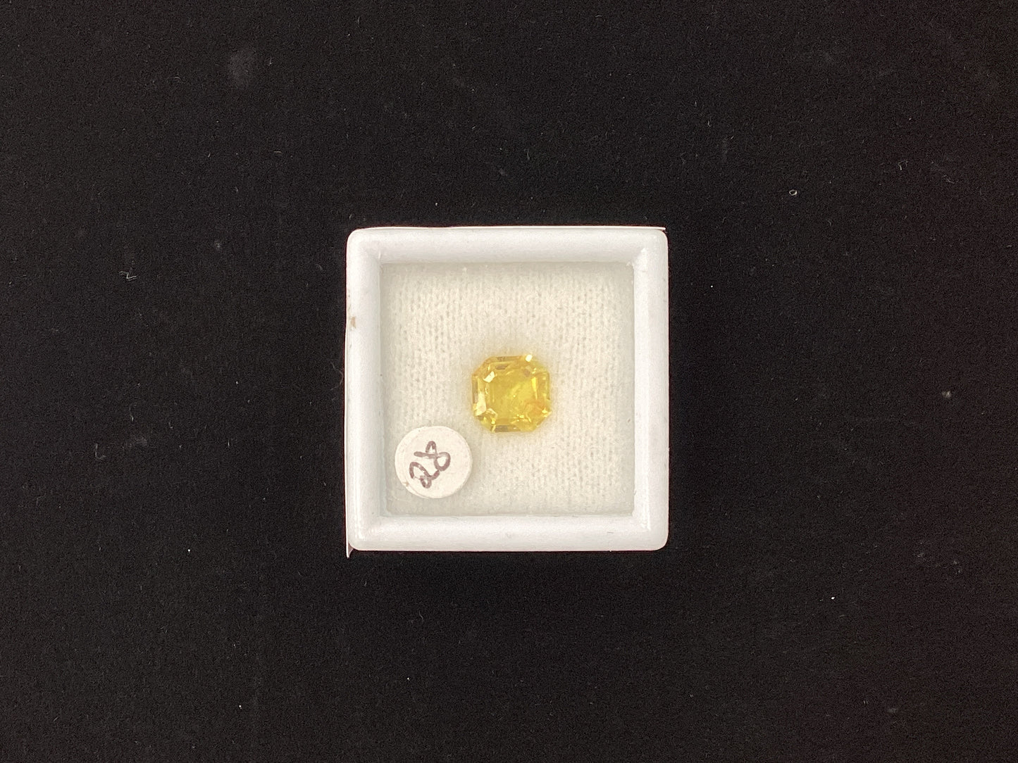 Octagon Yellow Sapphire Y50 6.5 x 6.3mm 1.42ct