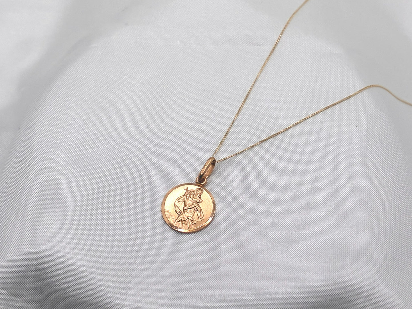 9CT Gold Saint Christopher