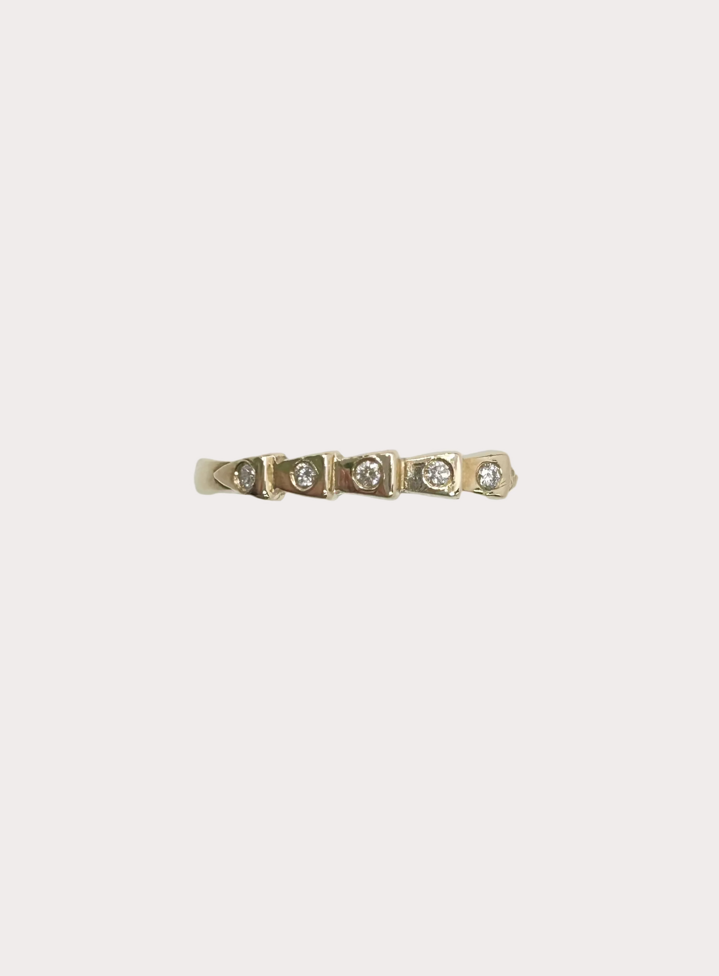 9ct Yellow Gold Arrow Ring