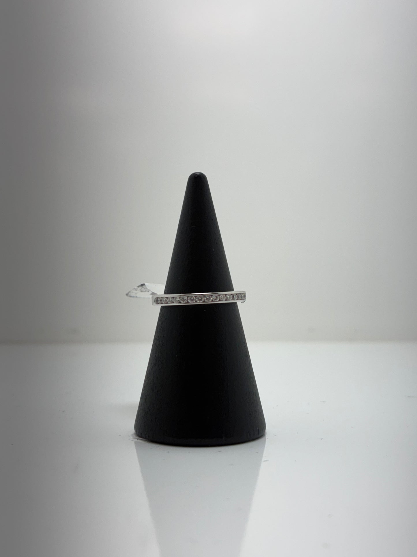 18ct White Gold 0.19ct Diamond Half Eternity Ring