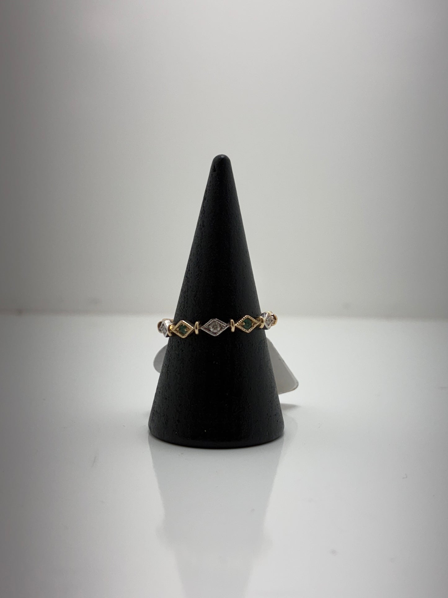 9ct Yellow Gold Emerald & Diamond Ring