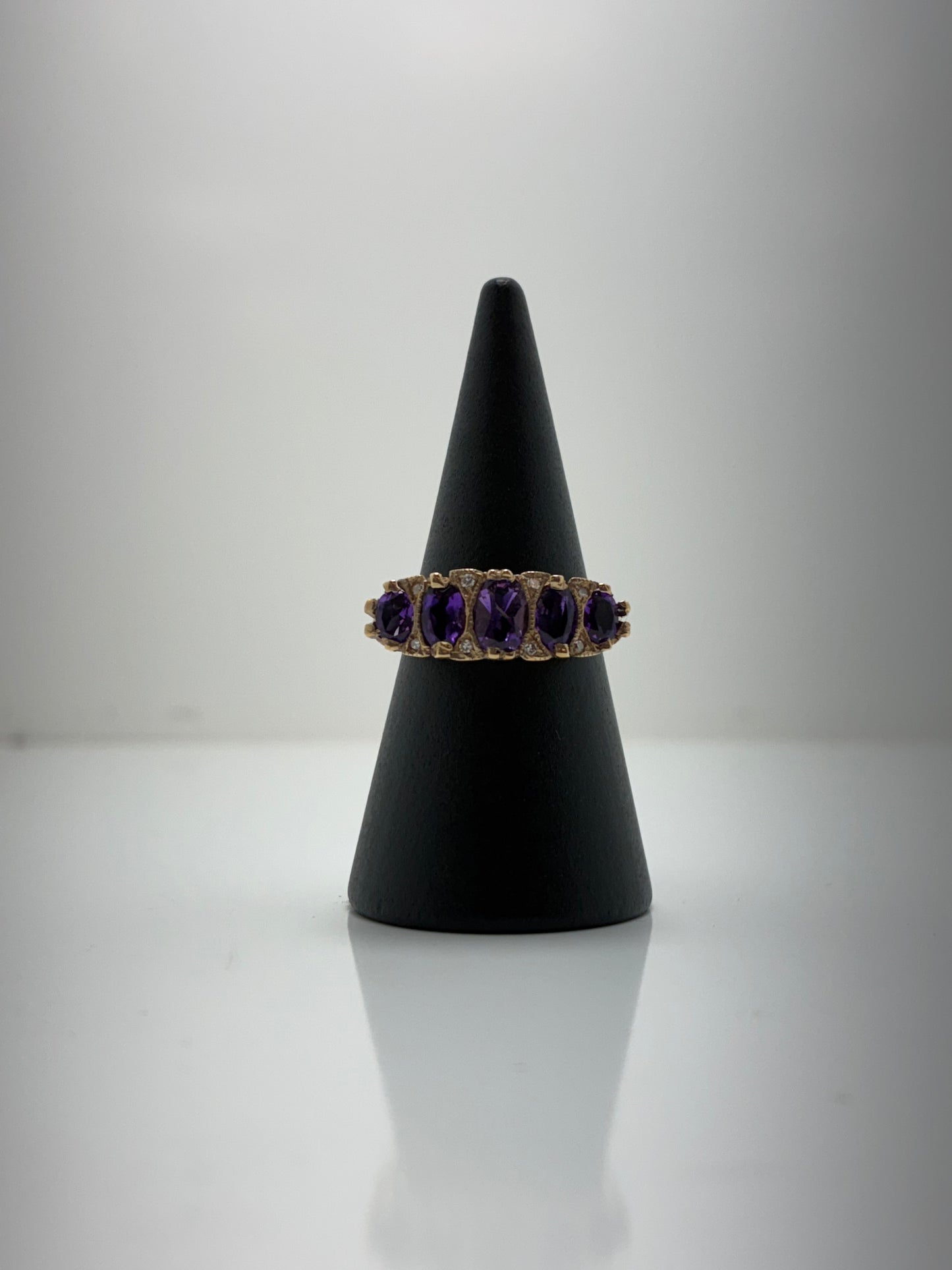 9ct Amethyst And Diamond Ring 11