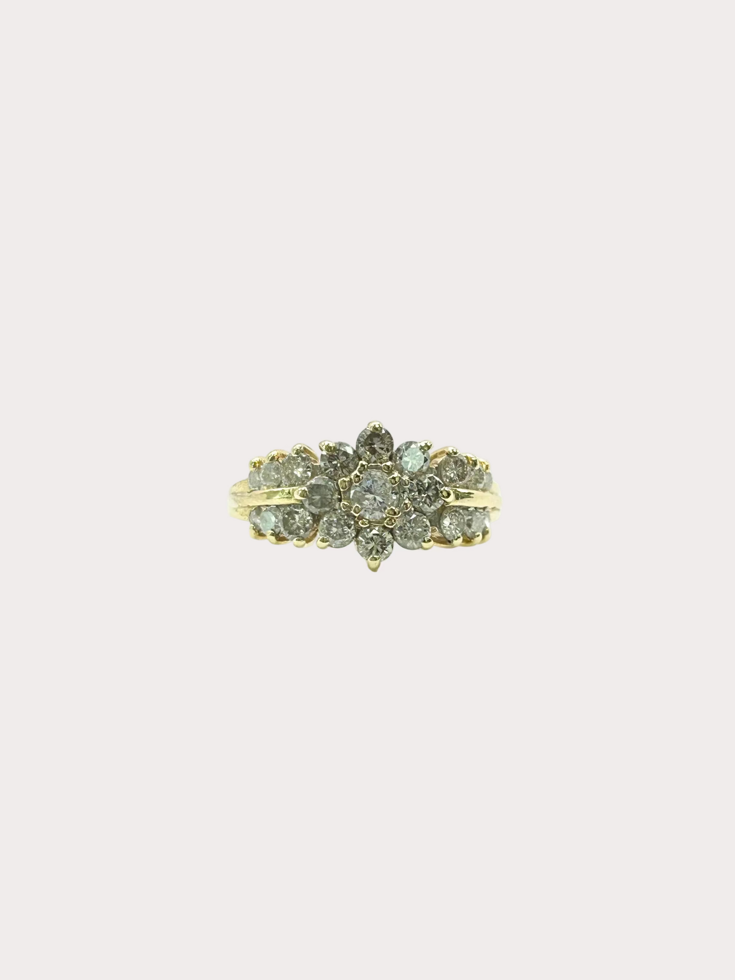 Pre-Owned 18ct Yellow Gold Diamond Cluster Ring