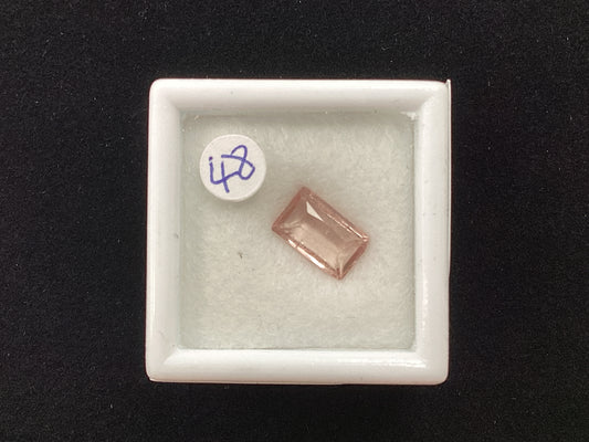 MRJ5267 Cushion Pink Tourmaline 8.2 x 5mm 1.13ct