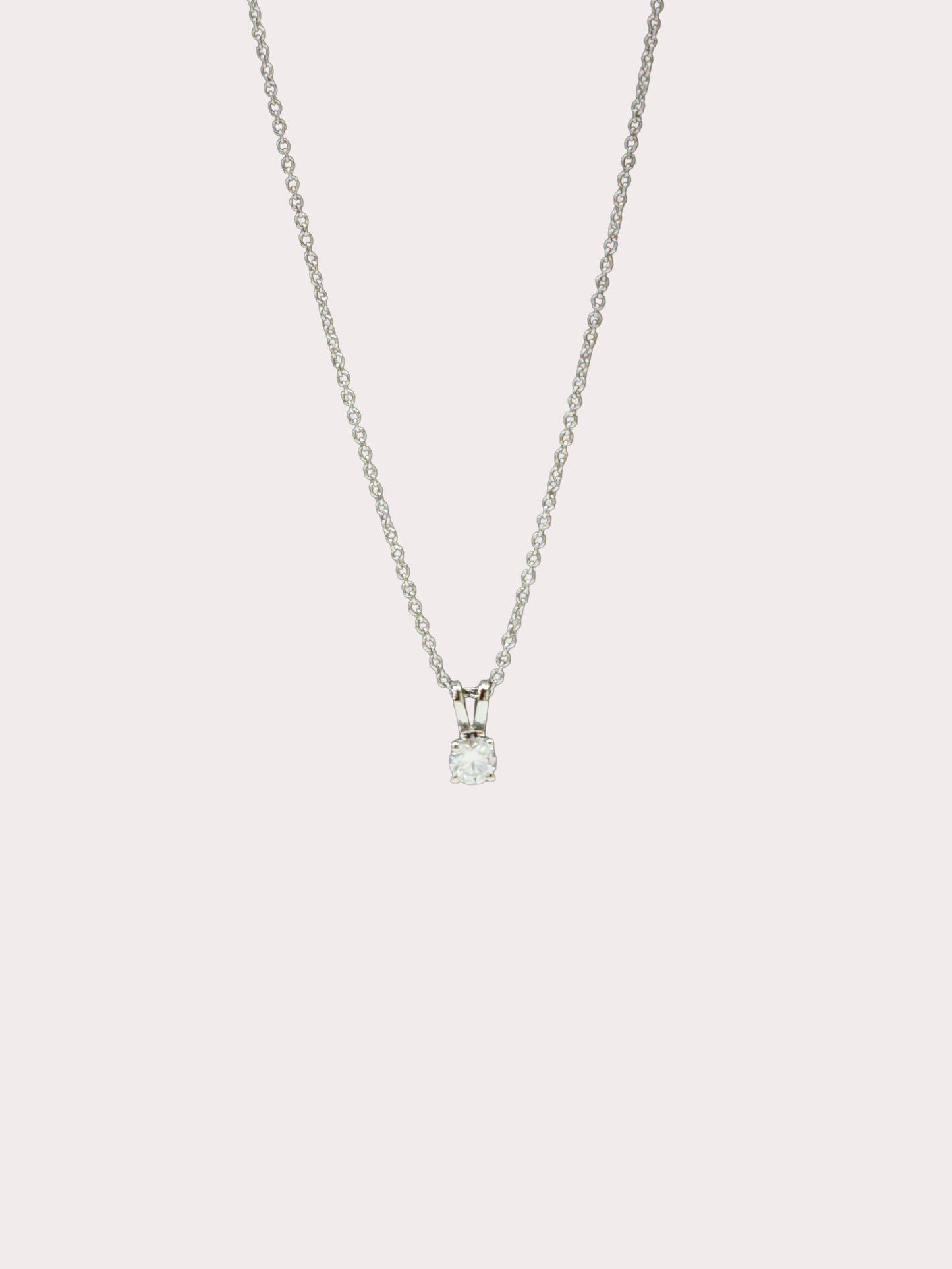 18ct White Gold Diamond Necklace