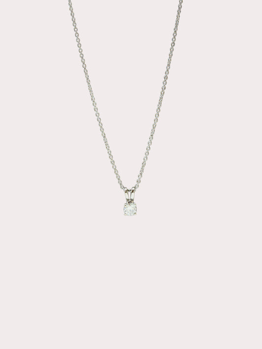 18ct White Gold Diamond Necklace