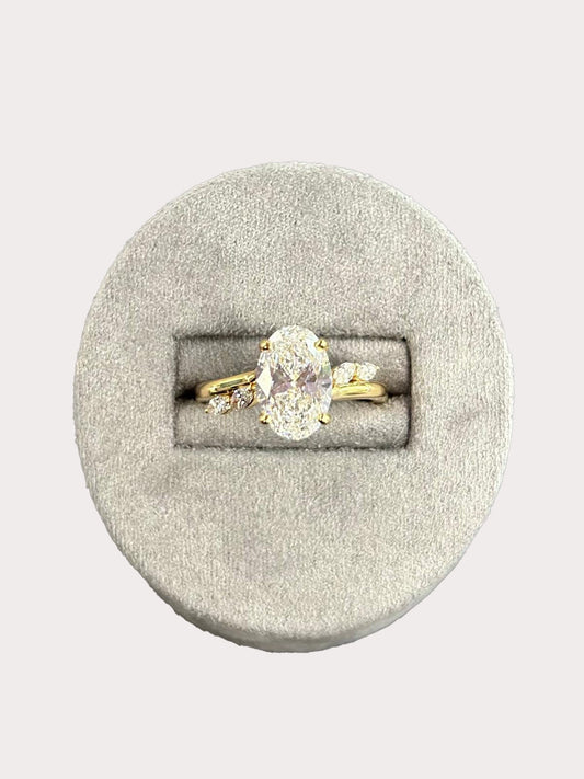 18ct Yellow Gold, Lab Diamond Ring