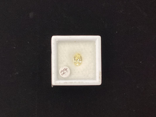 Oval Yellow Sapphire Y13 6.8 x 4.9mm 0.94ct