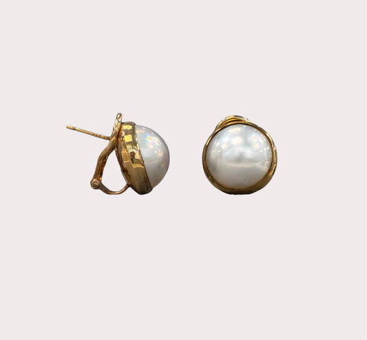 9ct Mabe Pearl Clip Earrings