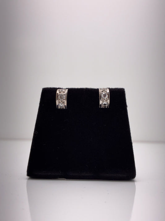 18ct Two Colour Stud Earrings