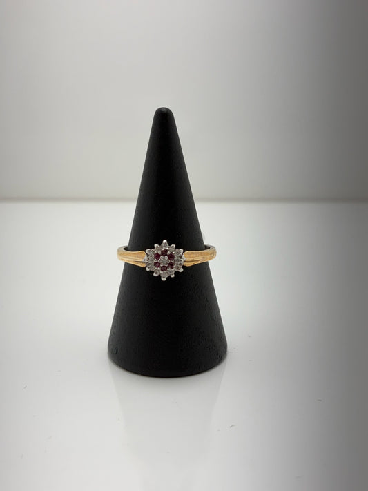 9ct Ruby And Diamond Ring 11