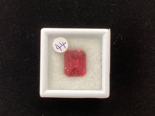 MRJ5263 Octagon Pink Tourmaline 10.6 x 8.6mm 4.03ct