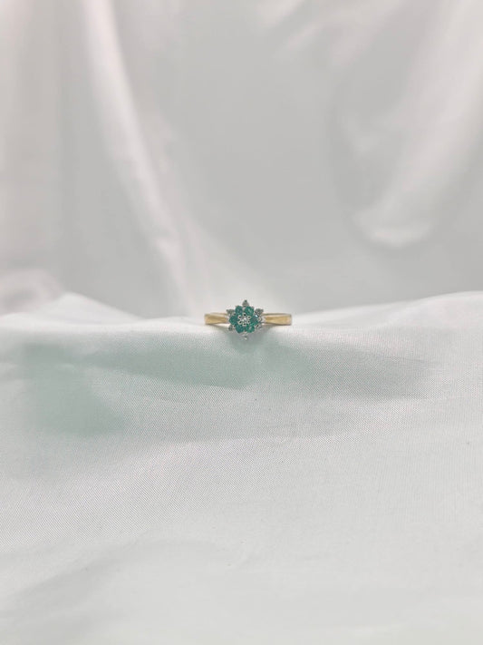 9ct Emerald and Diamond Ring