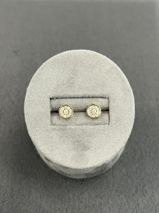 9ct Yellow Gold Round Cluster Diamond Studs