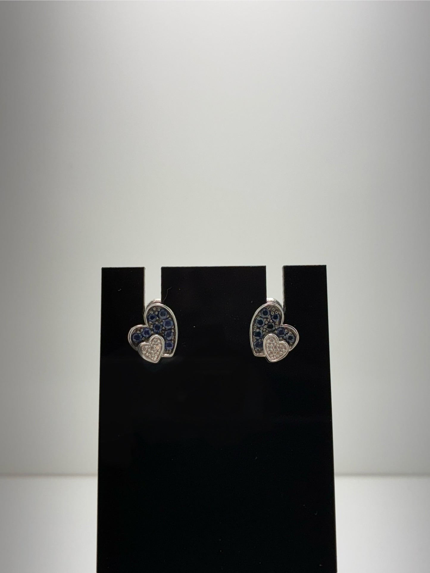 9ct White Gold Sapphire And Diamond Heart Stud Earrings