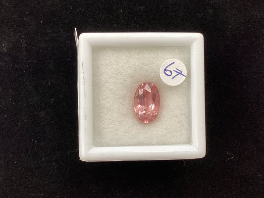 MRJ5286 Long Oval Pink Tourmaline 9 x 5.8mm 1.47ct