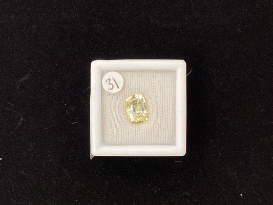Long Cushion Yellow Sapphire Y87 8.4 x 6.1mm 1.84ct