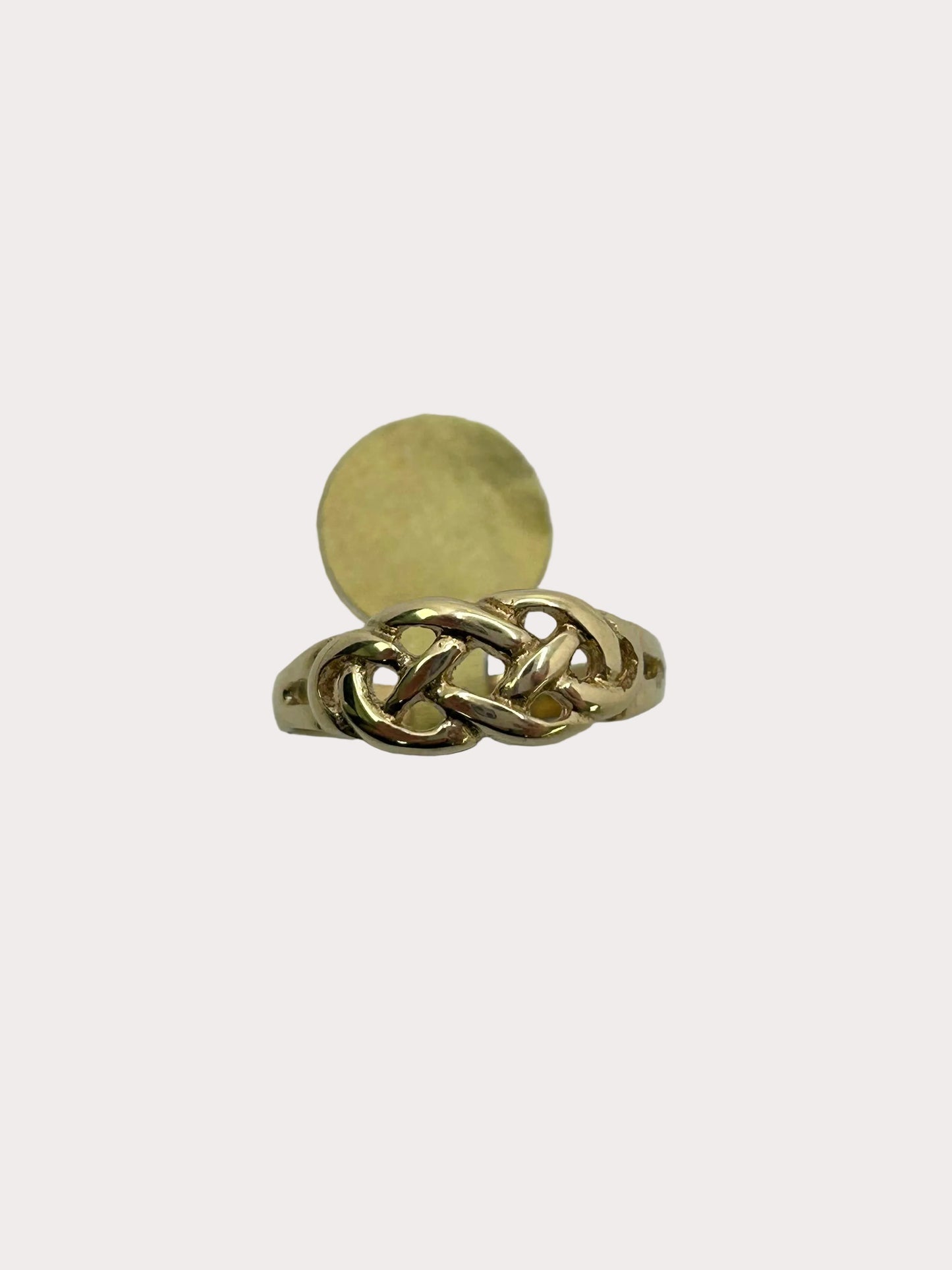 9ct Gold Celtic Ring 2g