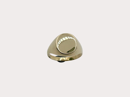9ct Gold Oval Signet 4.1g