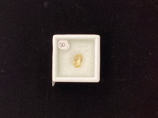 Yellow Oval Sapphire Y74 8 x 5mm 0.80ct