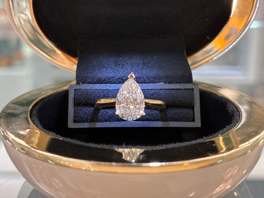 18ct Gold 2ct Pear Cut Lab Diamond Ring
