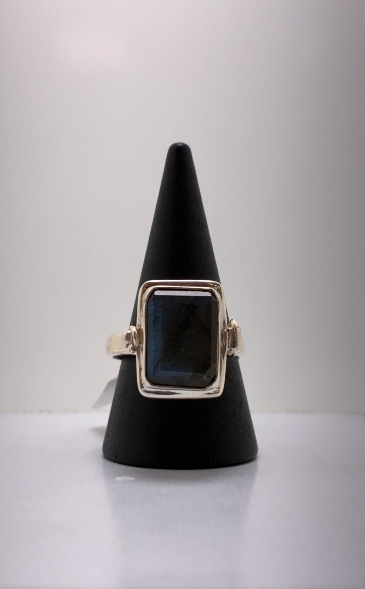 Sterling Silver Heavy Moonstone Ring 7.66