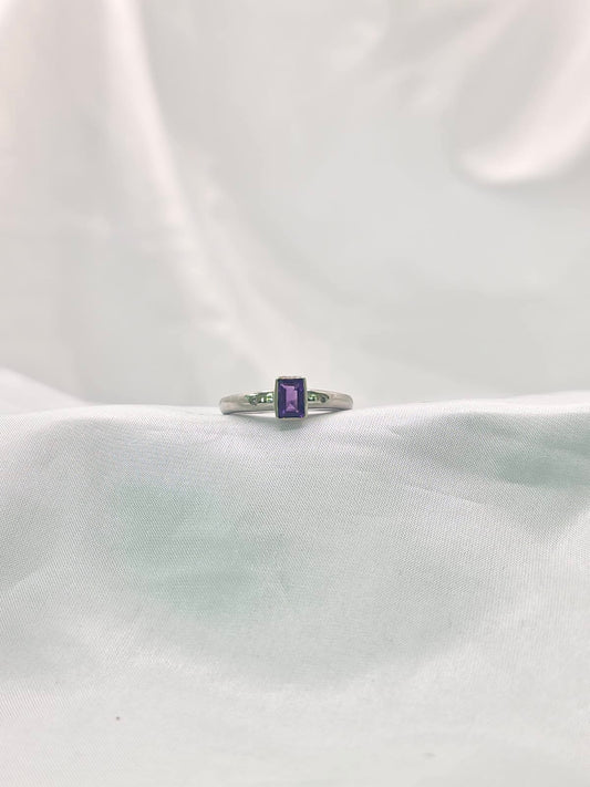 9ct Amethyst And Diamond Ring 06