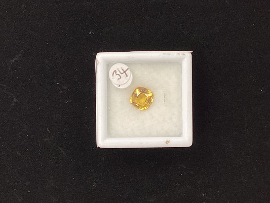 Cushion Yellow Saphhire Y27 6.2 x 6.2 1.30ct
