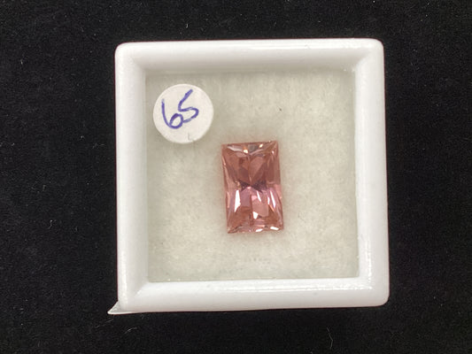 MRJ5284 Long Octagon Pink Tourmaline 9.2 x 5.8mm 2.23ct