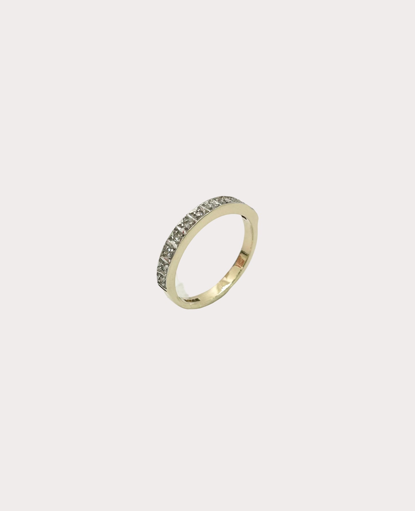 9ct Diamond Ring