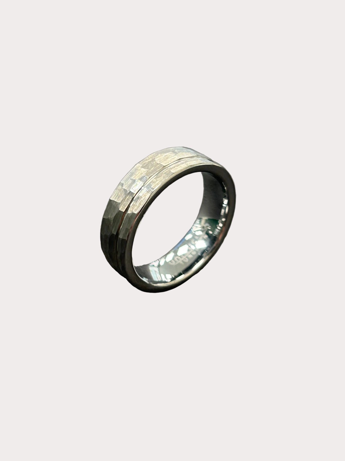 Tungsten Hammered Groove Ring