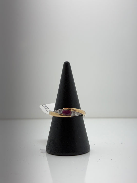 9ct Ruby And Diamond Ring 03