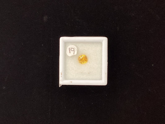 Cushion Yellow Sapphire Y22 5.1 x 5.0mm 0.78ct