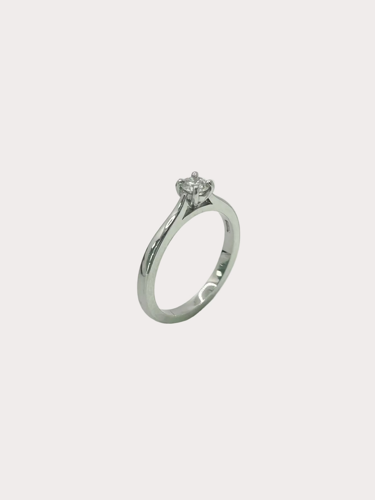 Platinum Diamond Solitaire GIA 0.26 F VS1