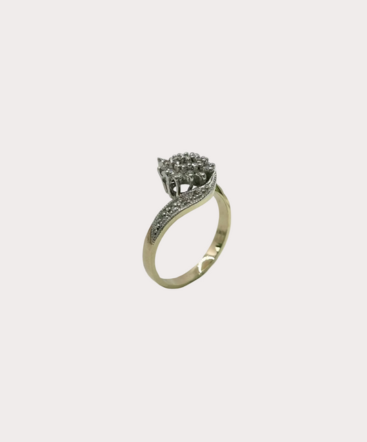 9ct Diamond Ring 16
