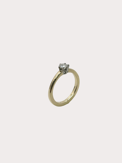 Pre-Owned 18ct Diamond 0.33ct Solitaire Ring